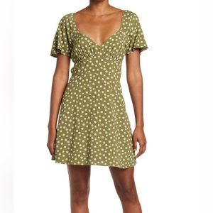 Abound green daisy floral dress
